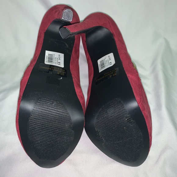 NWOT Charlotte Russe Burgundy Booties - Picture 5 of 5
